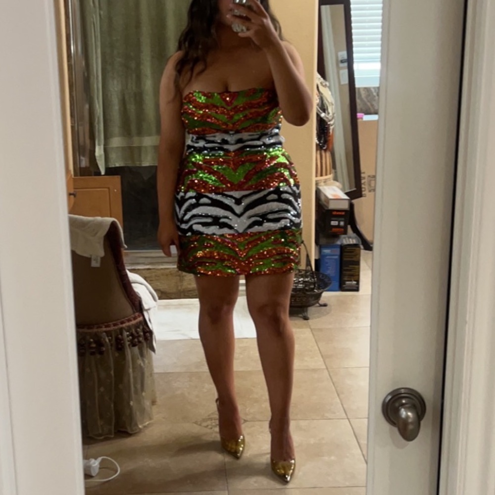 Halpern Contoured Colorblock Sequin Mini Dress (Z… - image 7